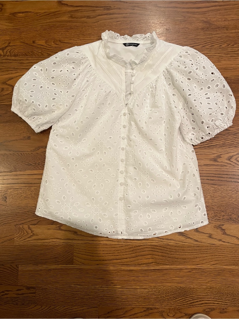 Pretty Garden White Eyelet Puff Sleeve Blouse